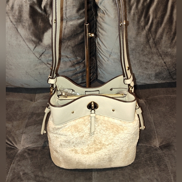 KATE SPADE MARTI MIXED DRAW-STRING BUCKET BAG BLUSH LEATHER & PLUSH FAUX FUR EUC - Picture 3 of 13